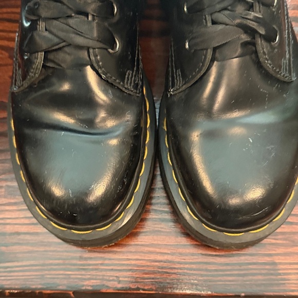 US MENS 7 Dr. Martens Black Leather Platform Lace-Up Boots with Satin Laces - Picture 2 of 14